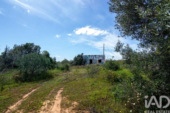 Land in Almancil - view 1