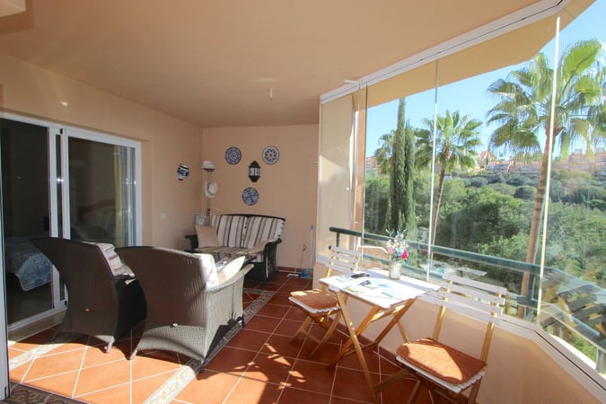 Apartment in Marbella Del Este - view 1