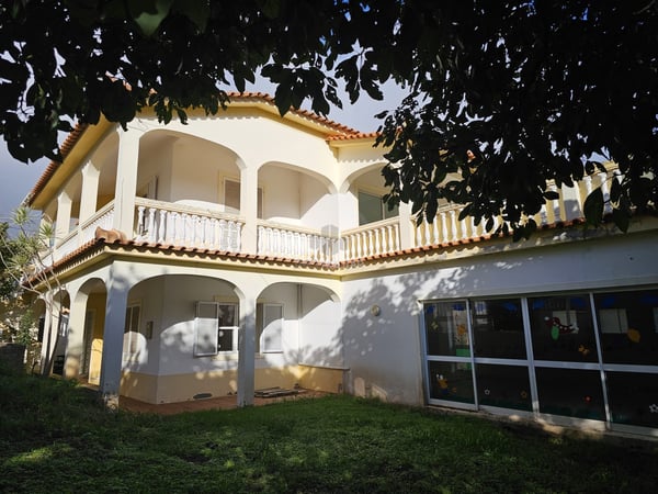 Villa in Santa Cruz - view 1
