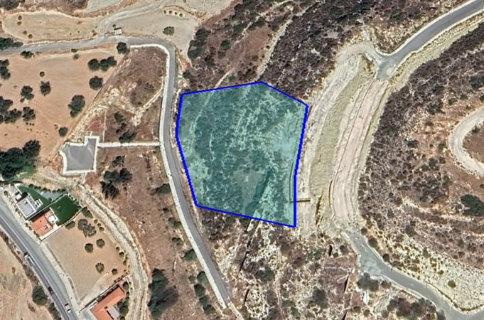 House in Geri - view 1