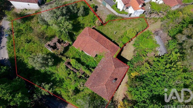 House in Covas - view 1