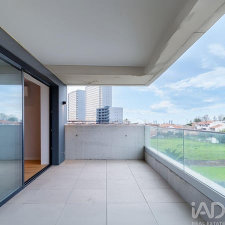 Apartment in Matosinhos - view 1