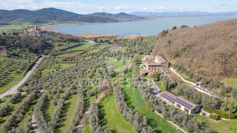 House in San Savino - view 1