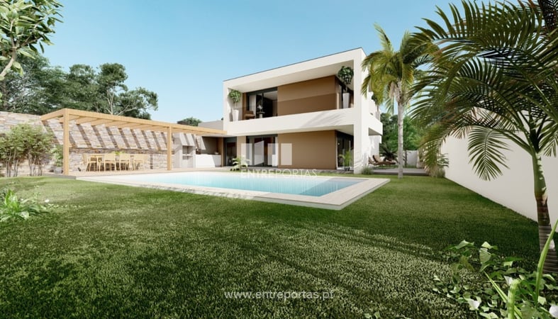 House in Viana do Castelo - view 1