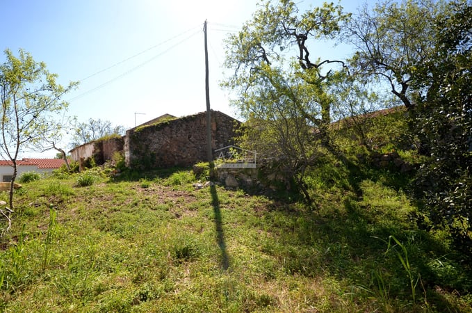 House in Benafim - view 1