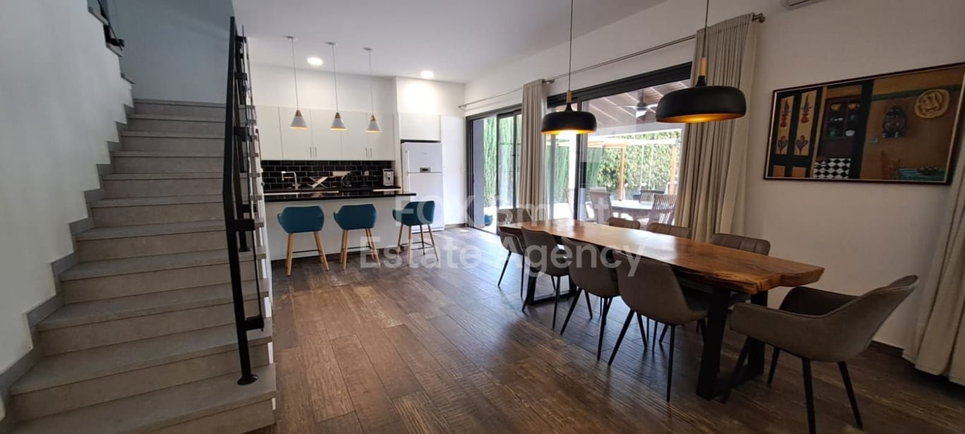 House in Agia Fylaxis - Image 2