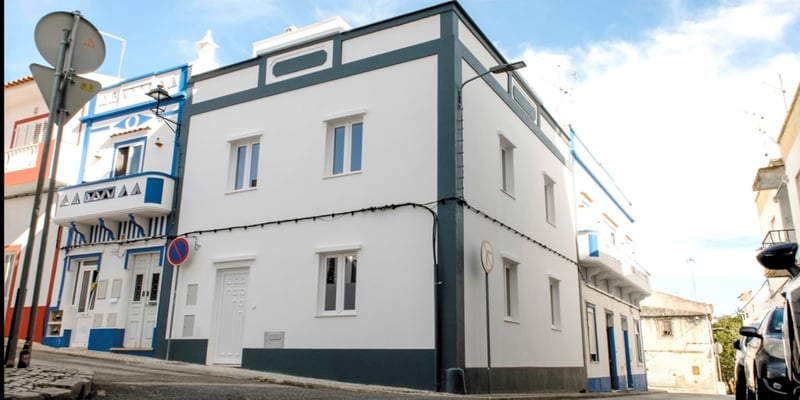 House in Lagoa - view 1