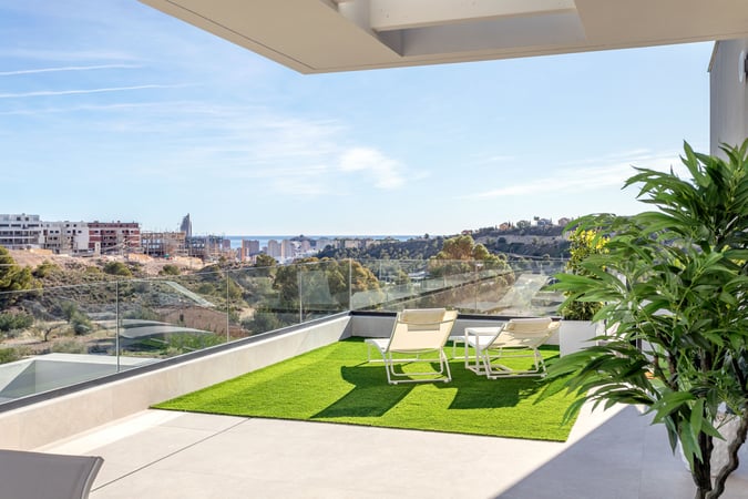 House in Finestrat - view 1