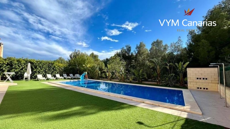 Villa in l'Alfas del Pi - view 1