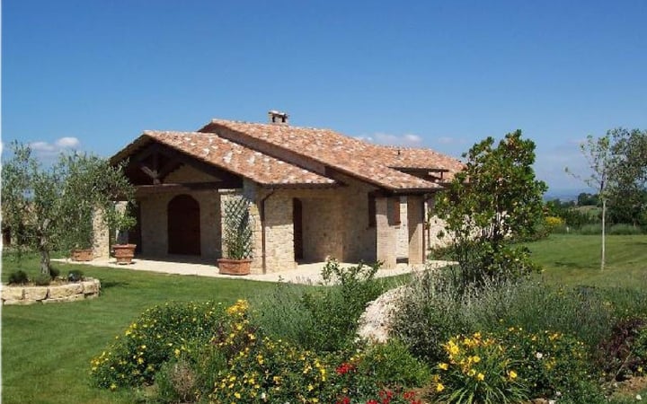 House in Parrano - view 1