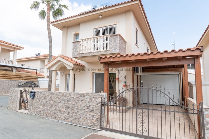 House in Deryneia - view 1