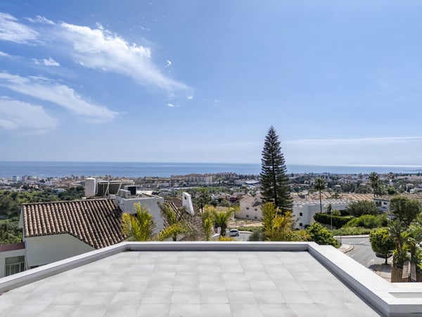 Land in Marbella - view 1