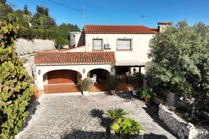 Villa in Benissa - view 1