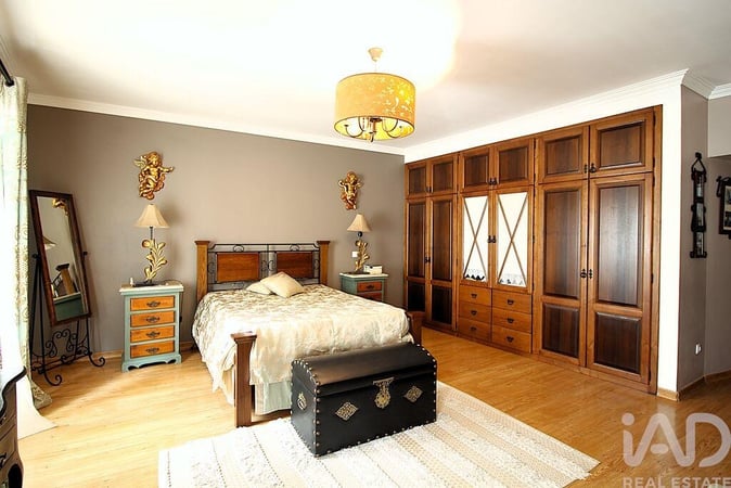 House in Borba - view 1