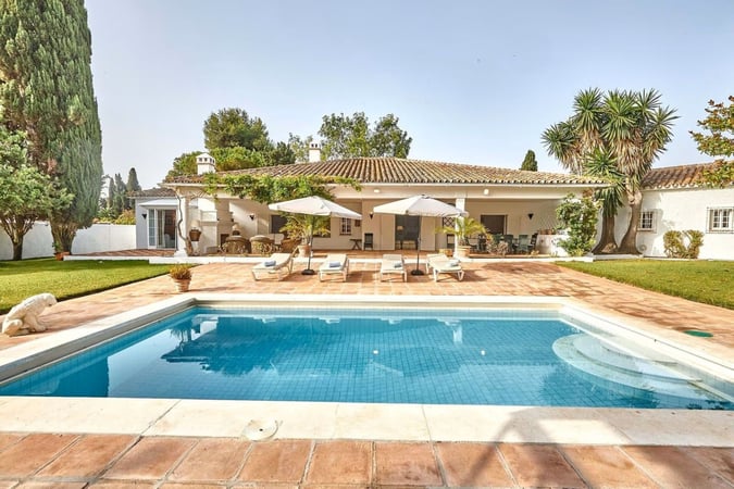 House in Atalaya Isdabe - view 1