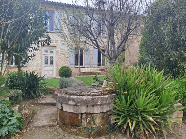 House in La Reole - view 1