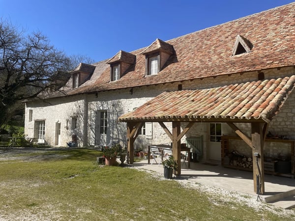 House in Castillonnes - view 1