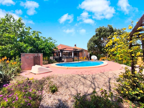 House in Molins - view 1