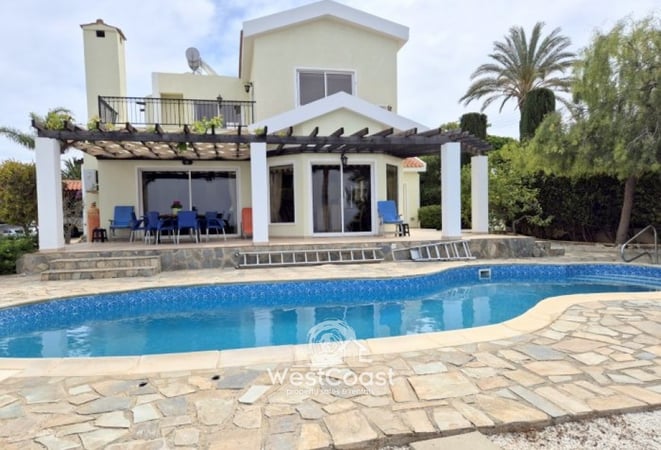 House in Pegeia - view 1