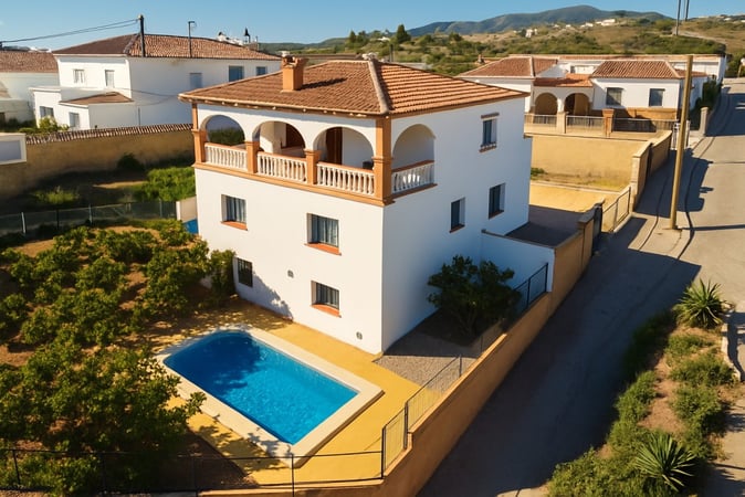 House in Benajarafe - view 1