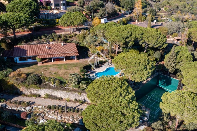 House in Cabrera de Mar - view 1