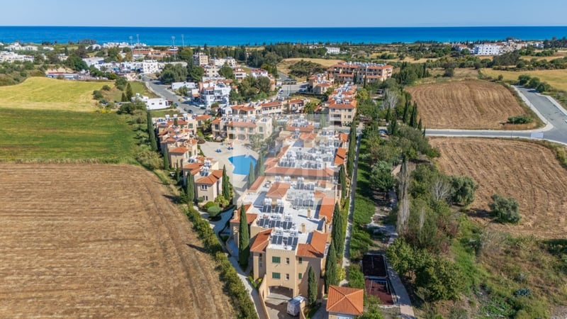 Apartment in Polis Chrysochous - view 1