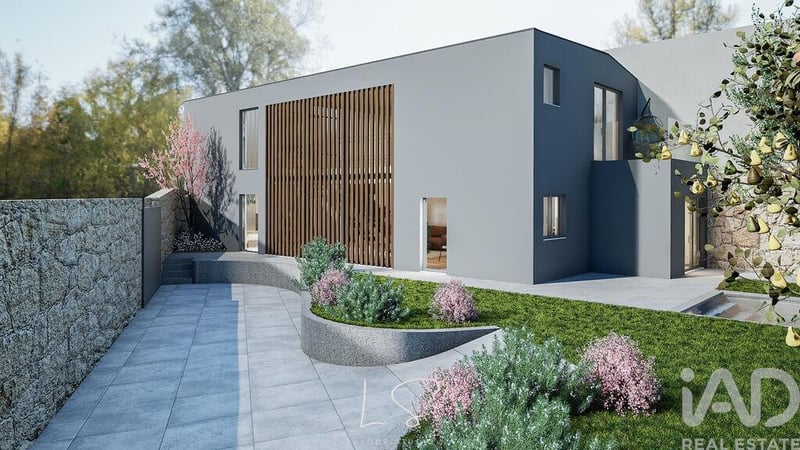 House in Mazarefes - view 1