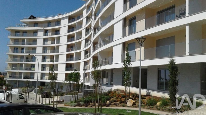 Apartment in Oeiras - view 1