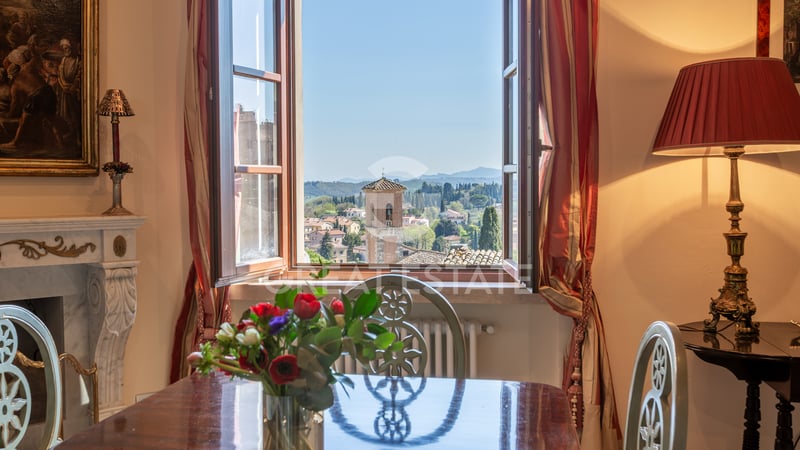 House in Cetona - view 1