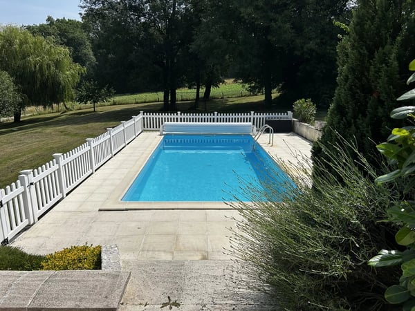 House in Montmoreau-Saint-Cybard - view 1