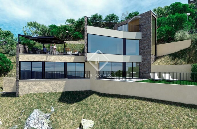 House in Girona - view 1