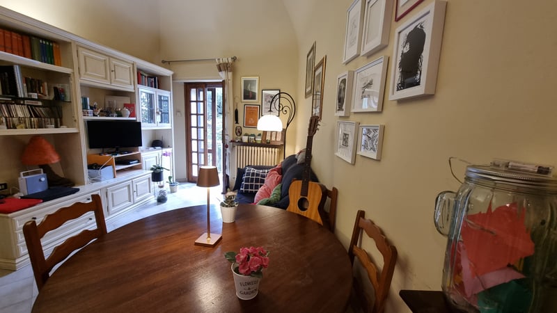 House in Volterra - view 1