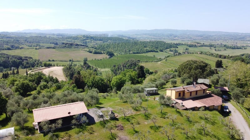 House in Palaia - view 1