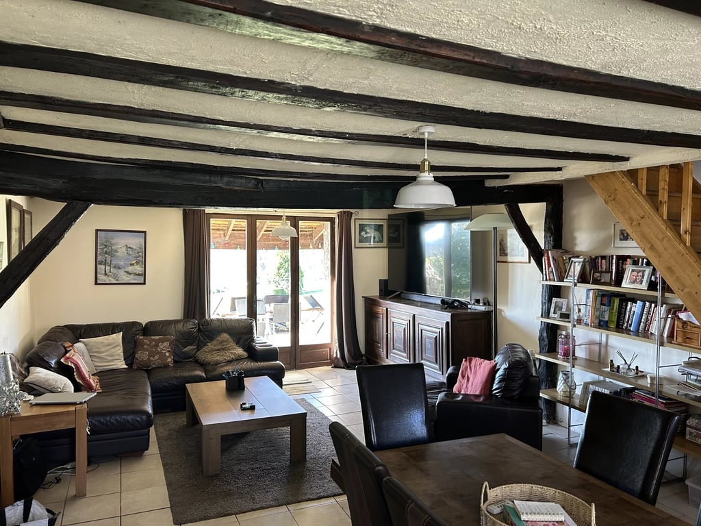 House in Arrenes - Image 2