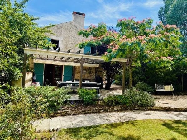 House in Bazoges-en-Pareds - view 1