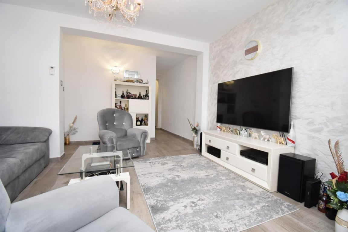 Apartment in Santa Pola - Image 2