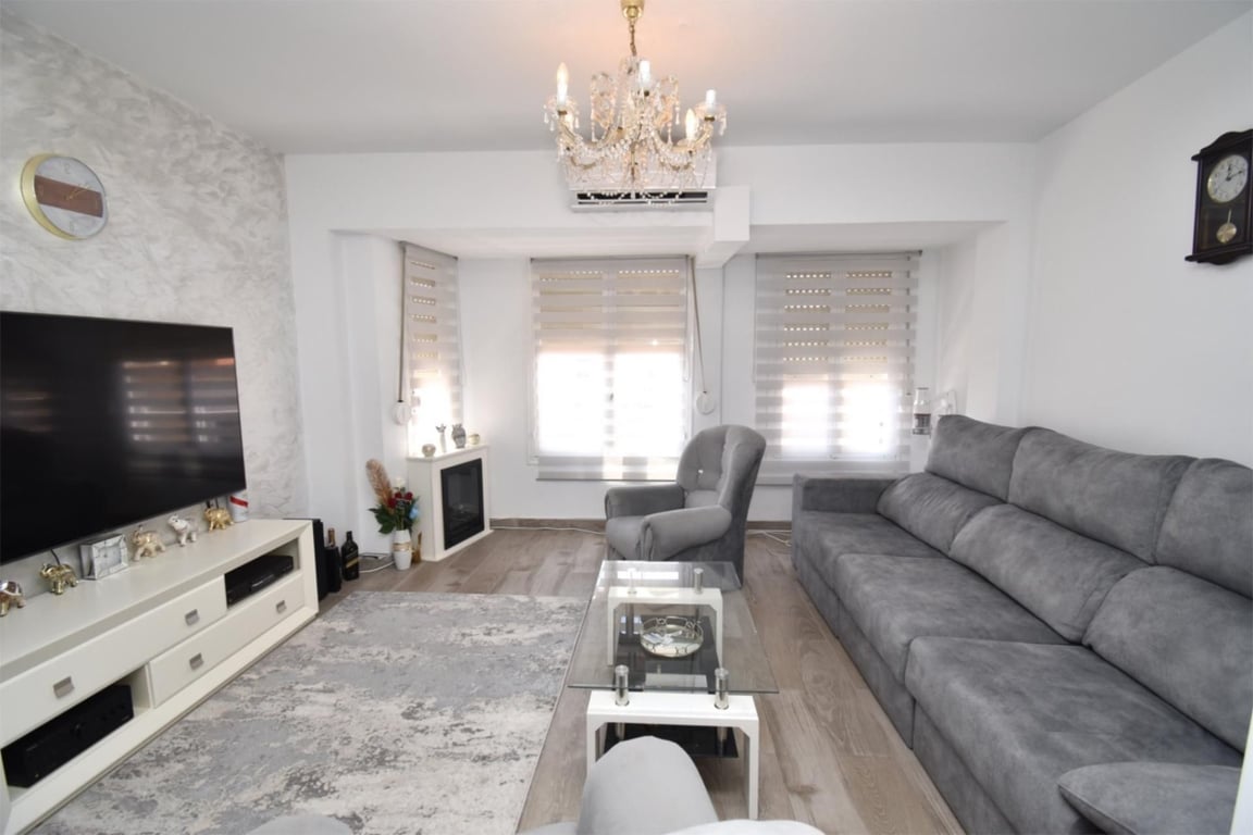 Apartment in Santa Pola - Image 3