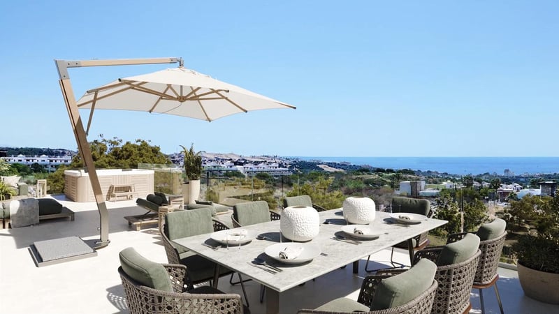 Villa in Estepona - view 1