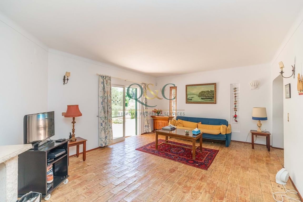 Villa in Loule - Image 2