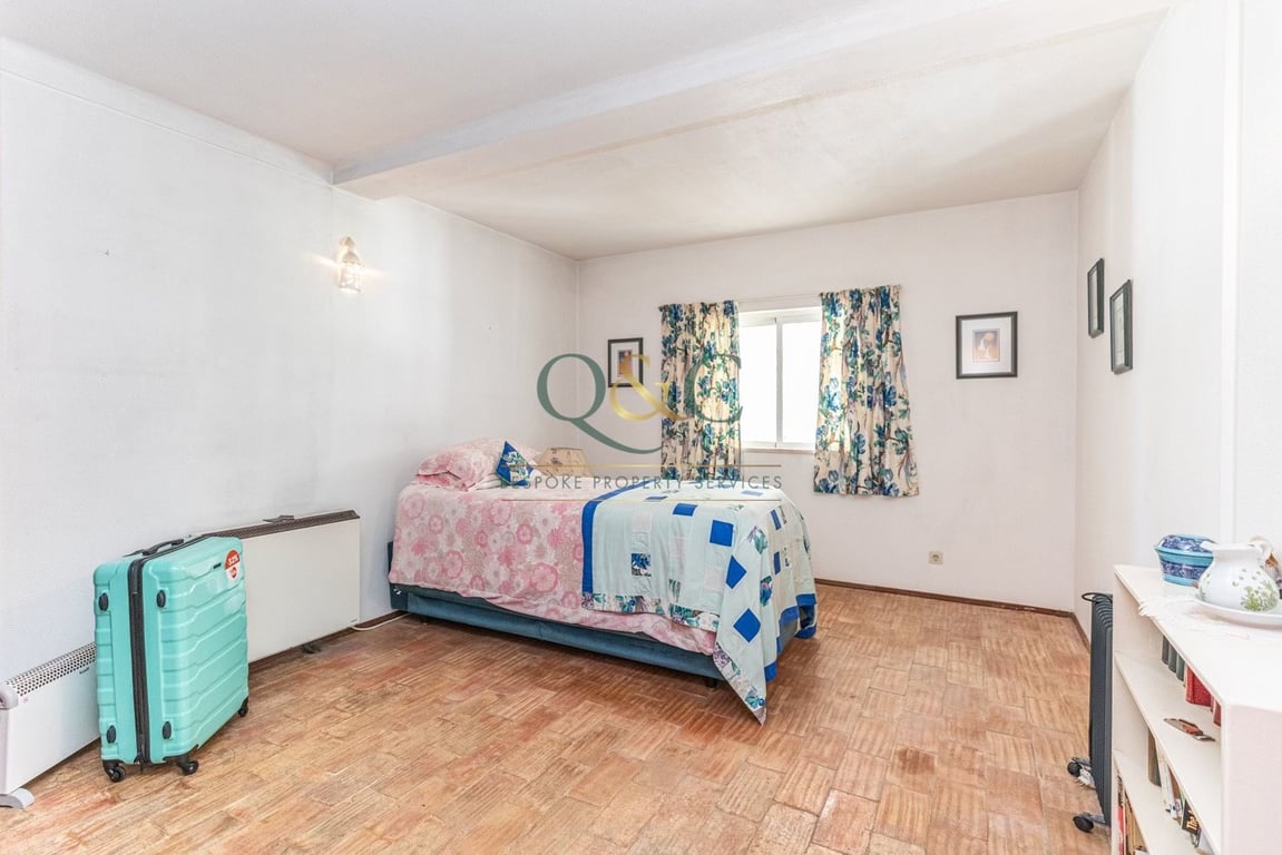 Villa in Loule - Image 4