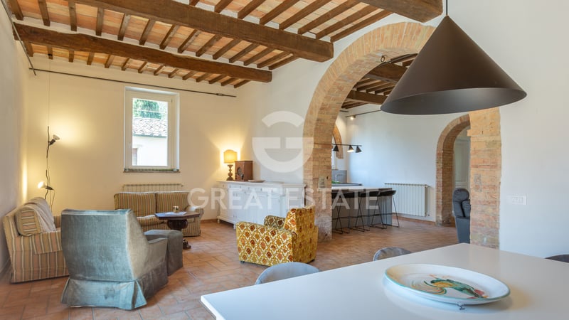 House in Sarteano - view 1