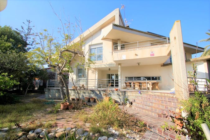 Villa in Urbanizacion los Balcones - view 1
