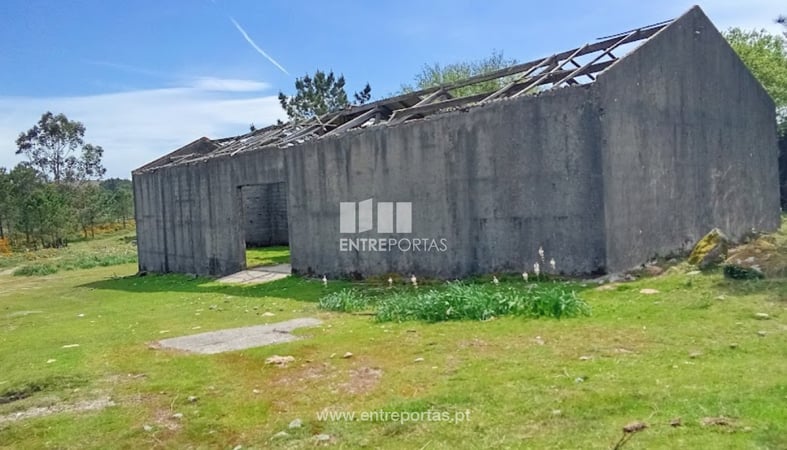 House in Carreco - view 1