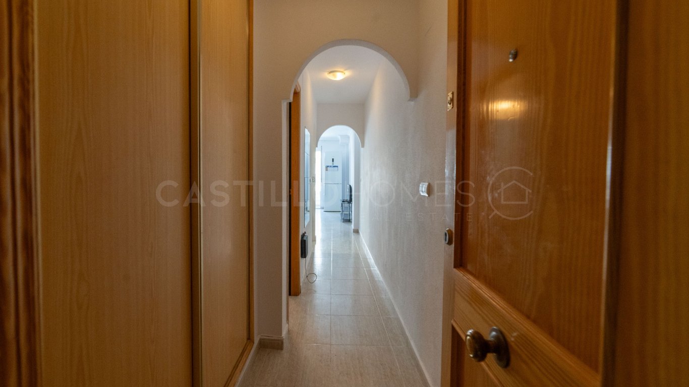 Apartment in Torrevieja - Image 2