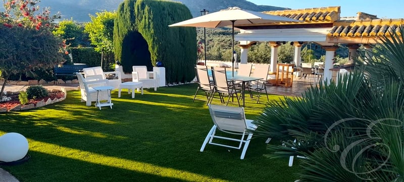 Villa in Priego de Cordoba - view 1