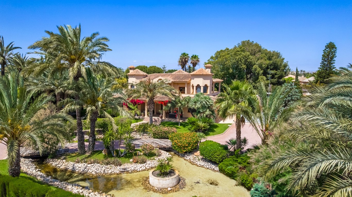 Villa in Elche - Image 3