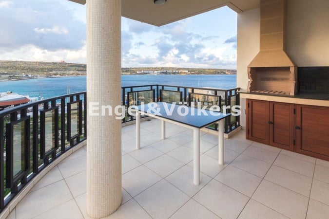 Penthouse in Mellieha - view 1