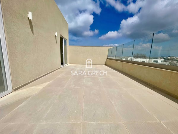 Penthouse in Is-Swieqi - view 1