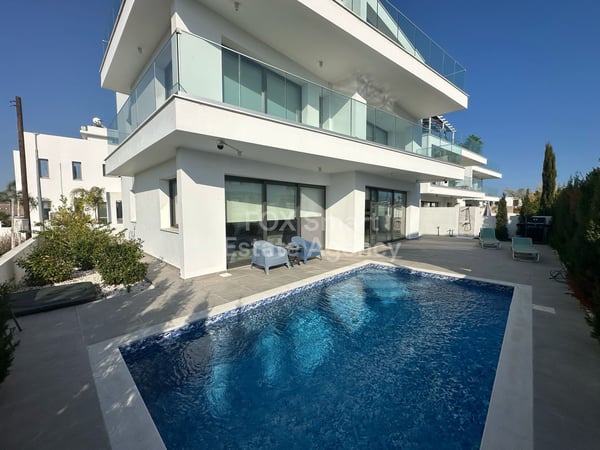 House in Livadia - view 1