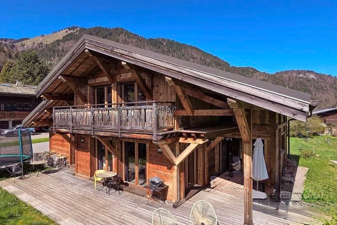 Chalet in Saint-Jean-d'Aulps - view 1